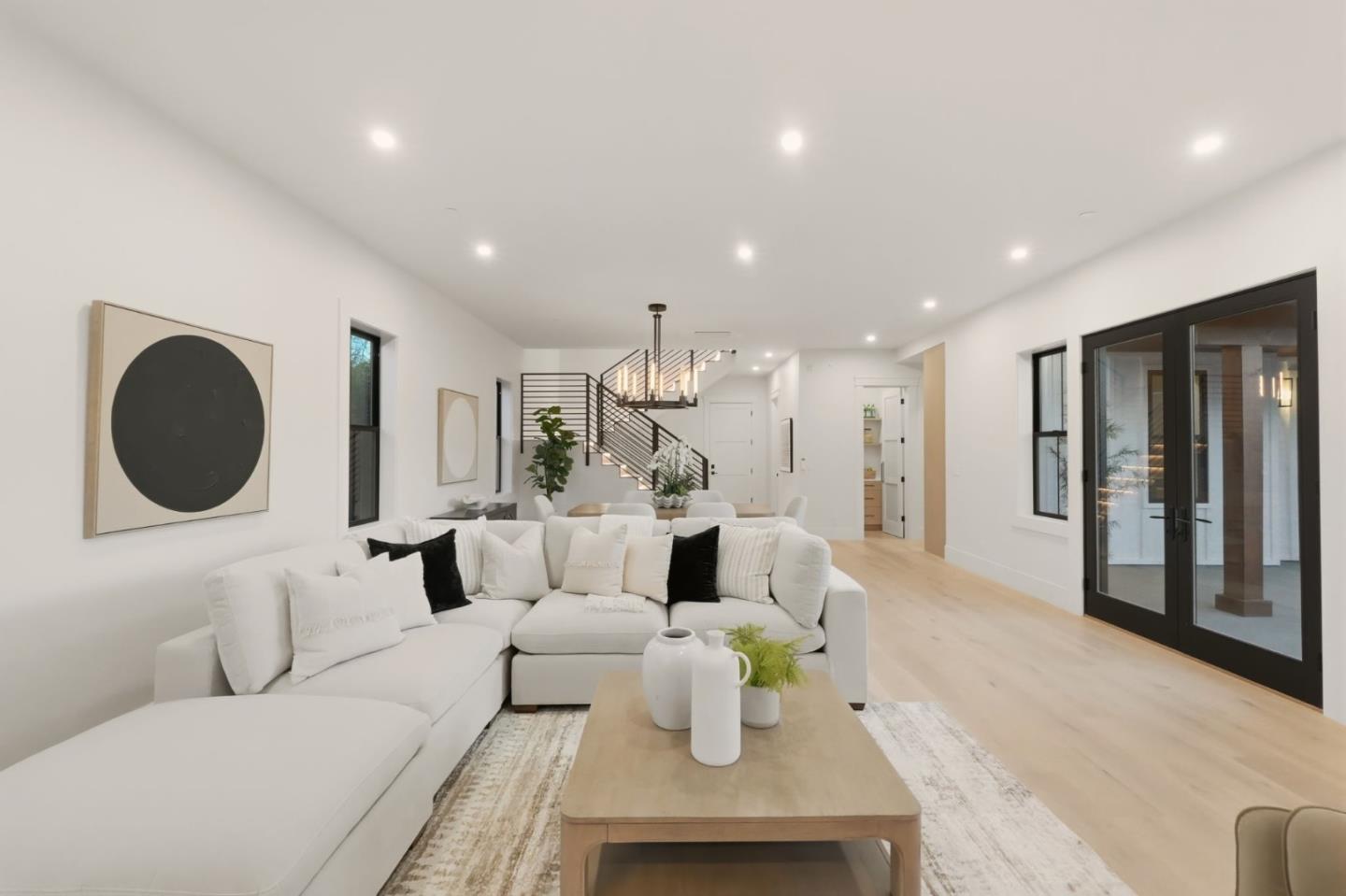 Detail Gallery Image 31 of 77 For 401 Dallas Dr, Campbell,  CA 95008 - 5 Beds | 3/1 Baths