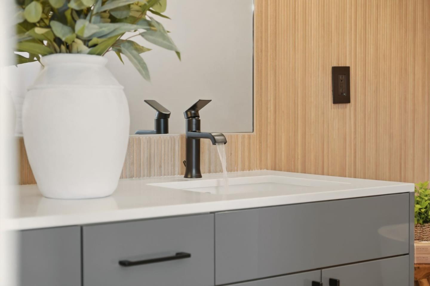 Detail Gallery Image 45 of 77 For 401 Dallas Dr, Campbell,  CA 95008 - 5 Beds | 3/1 Baths