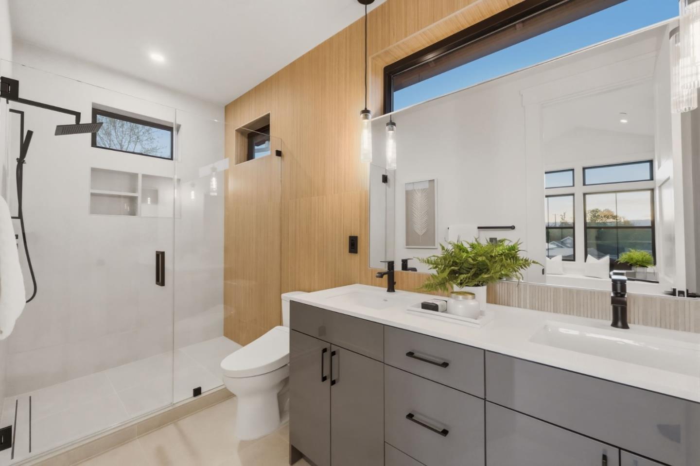 Detail Gallery Image 53 of 77 For 401 Dallas Dr, Campbell,  CA 95008 - 5 Beds | 3/1 Baths