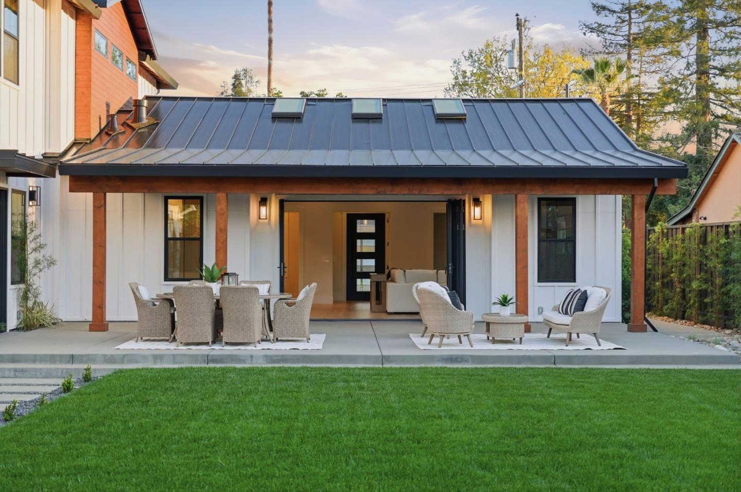 Detail Gallery Image 62 of 77 For 401 Dallas Dr, Campbell,  CA 95008 - 5 Beds | 3/1 Baths