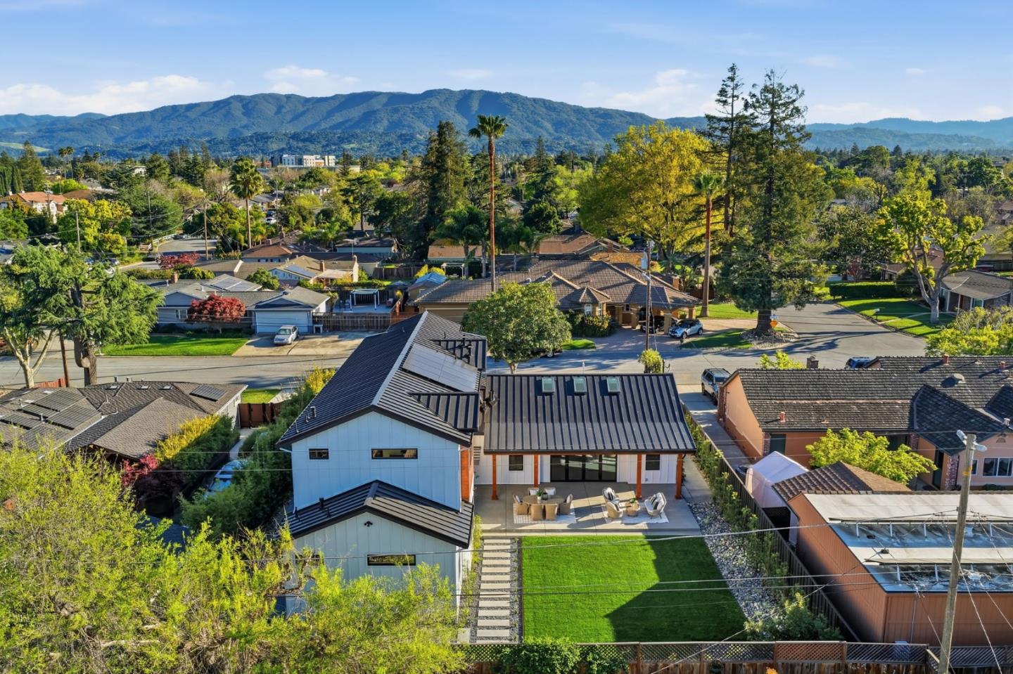 Detail Gallery Image 71 of 77 For 401 Dallas Dr, Campbell,  CA 95008 - 5 Beds | 3/1 Baths