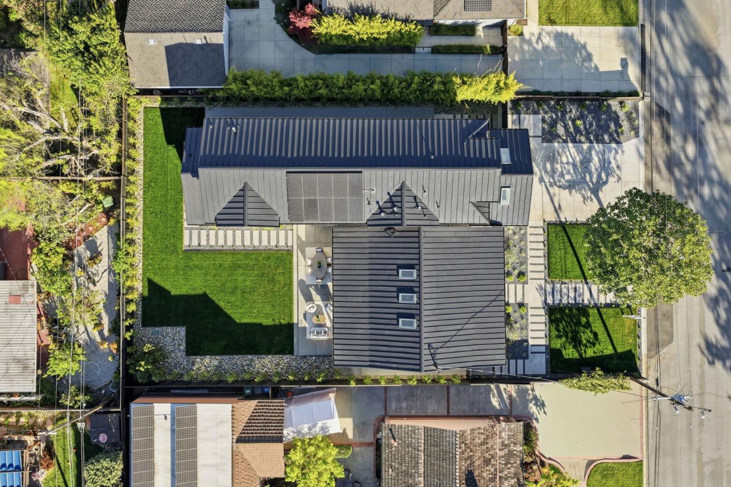 Detail Gallery Image 72 of 77 For 401 Dallas Dr, Campbell,  CA 95008 - 5 Beds | 3/1 Baths