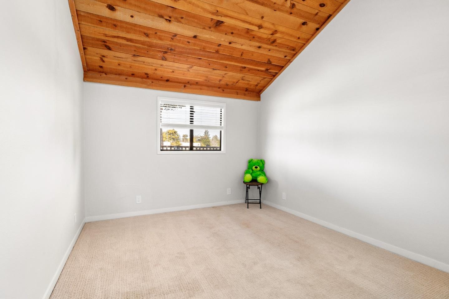 Detail Gallery Image 15 of 32 For 460 Rodriguez St, Santa Cruz,  CA 95062 - 5 Beds | 2 Baths