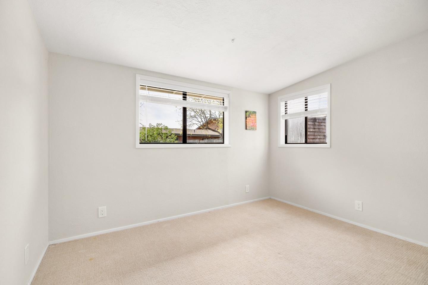 Detail Gallery Image 17 of 32 For 460 Rodriguez St, Santa Cruz,  CA 95062 - 5 Beds | 2 Baths