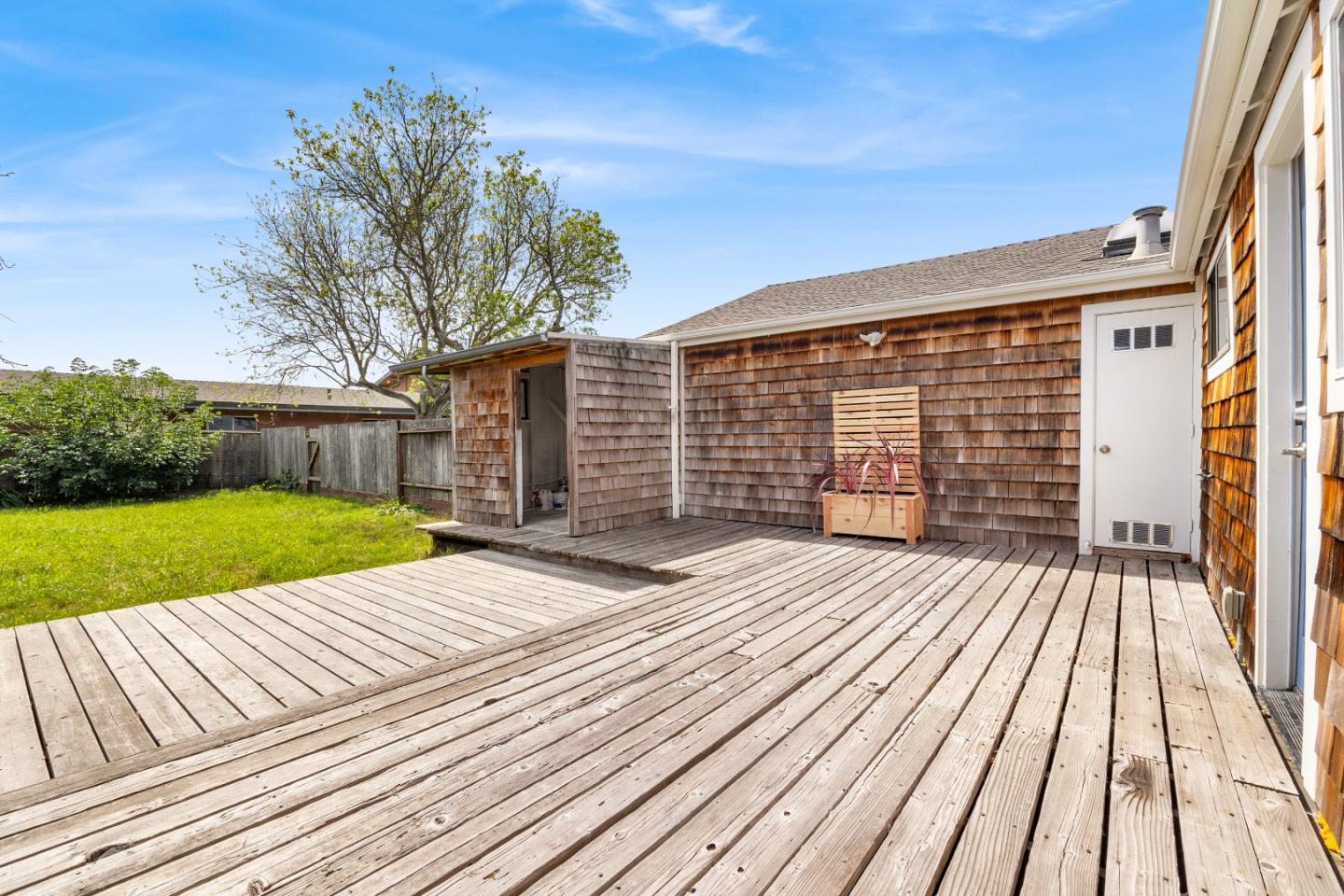 Detail Gallery Image 20 of 32 For 460 Rodriguez St, Santa Cruz,  CA 95062 - 5 Beds | 2 Baths