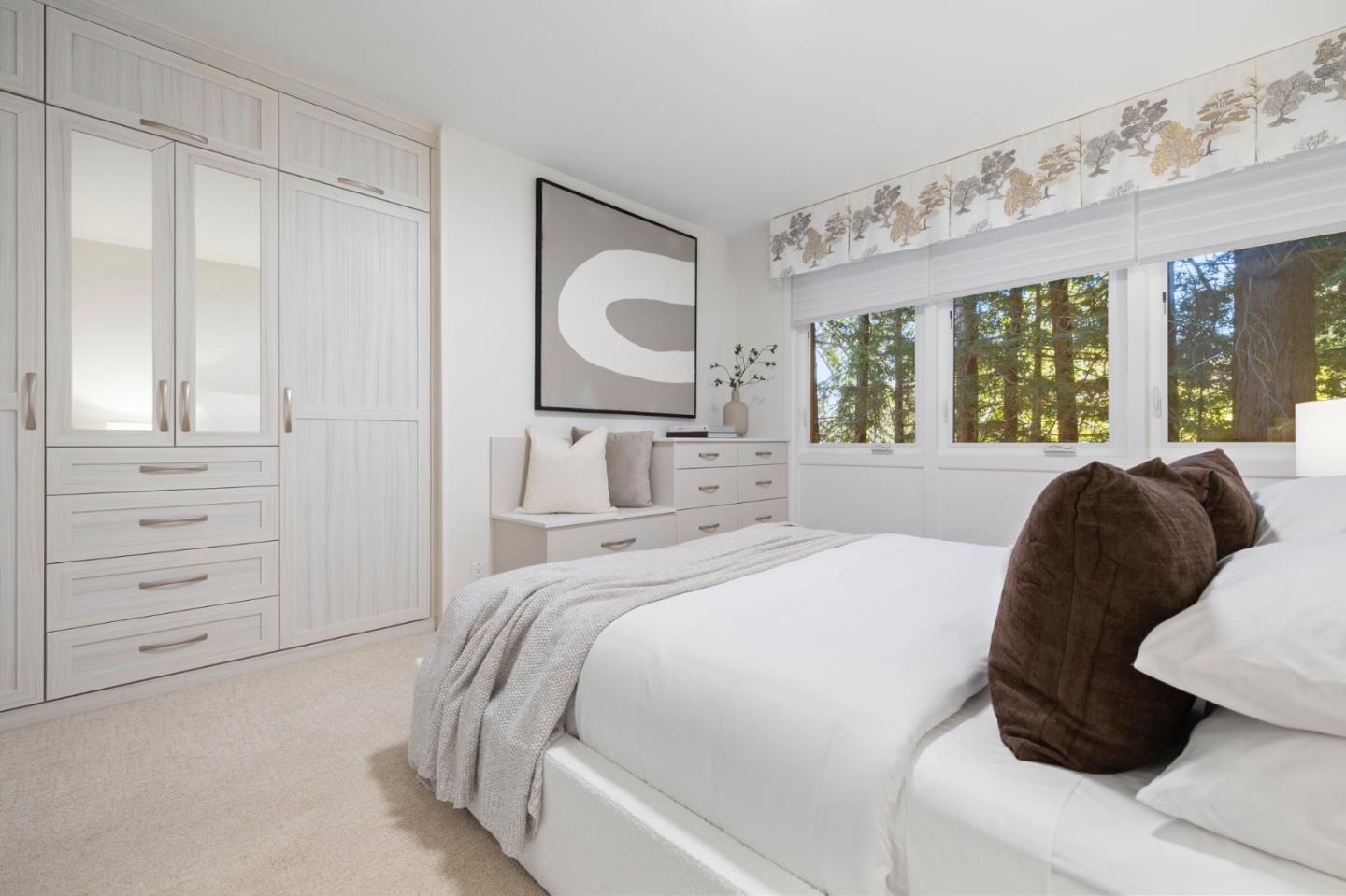 Detail Gallery Image 43 of 56 For 138 Stone Pine Ln, Menlo Park,  CA 94025 - 3 Beds | 2/1 Baths