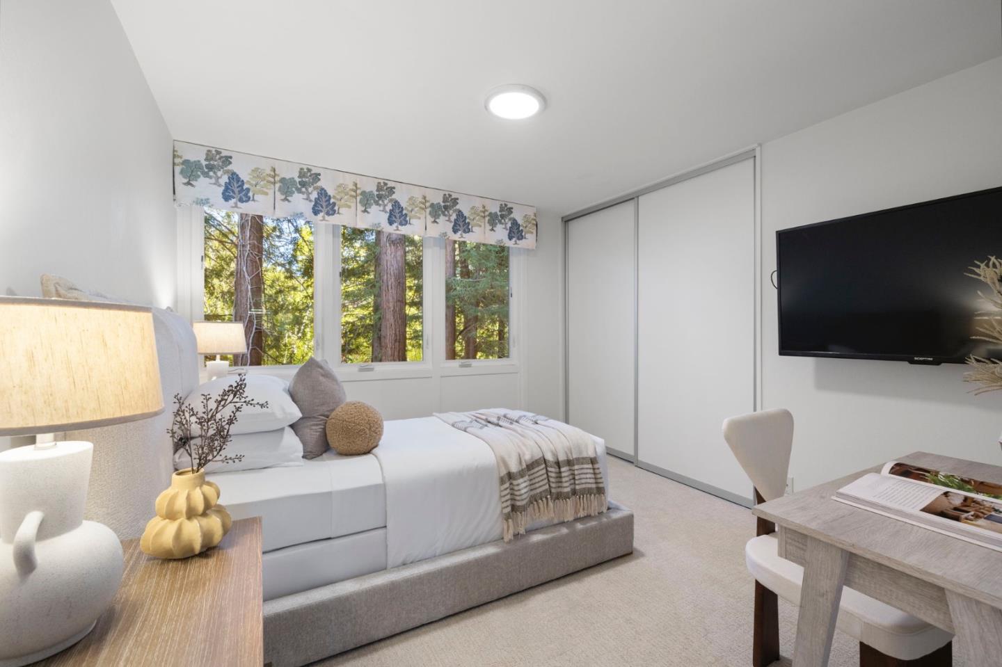 Detail Gallery Image 47 of 56 For 138 Stone Pine Ln, Menlo Park,  CA 94025 - 3 Beds | 2/1 Baths