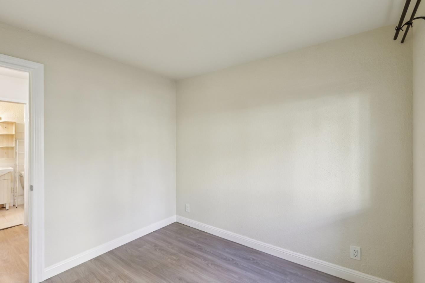 Detail Gallery Image 11 of 33 For 370 Imperial Way #118,  Daly City,  CA 94015 - 1 Beds | 1 Baths