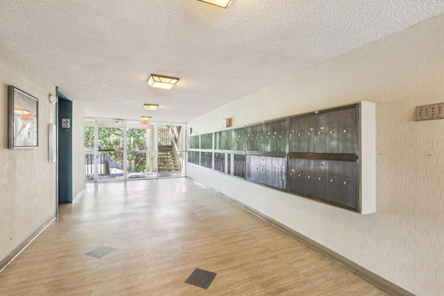 Detail Gallery Image 16 of 33 For 370 Imperial Way #118,  Daly City,  CA 94015 - 1 Beds | 1 Baths