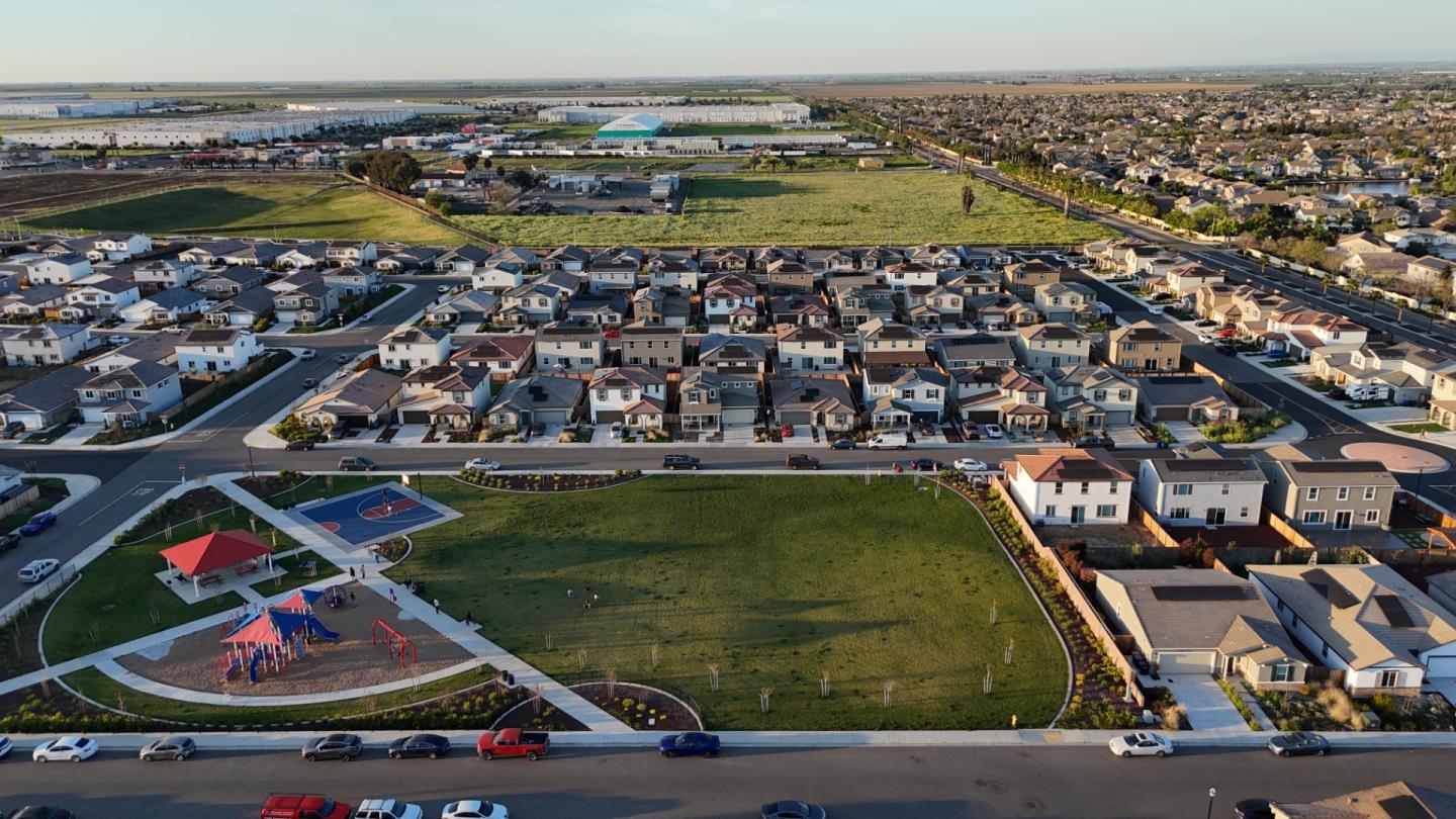 Detail Gallery Image 3 of 35 For 2121 Stagecoach Rd, Patterson,  CA 95363 - 4 Beds | 3 Baths