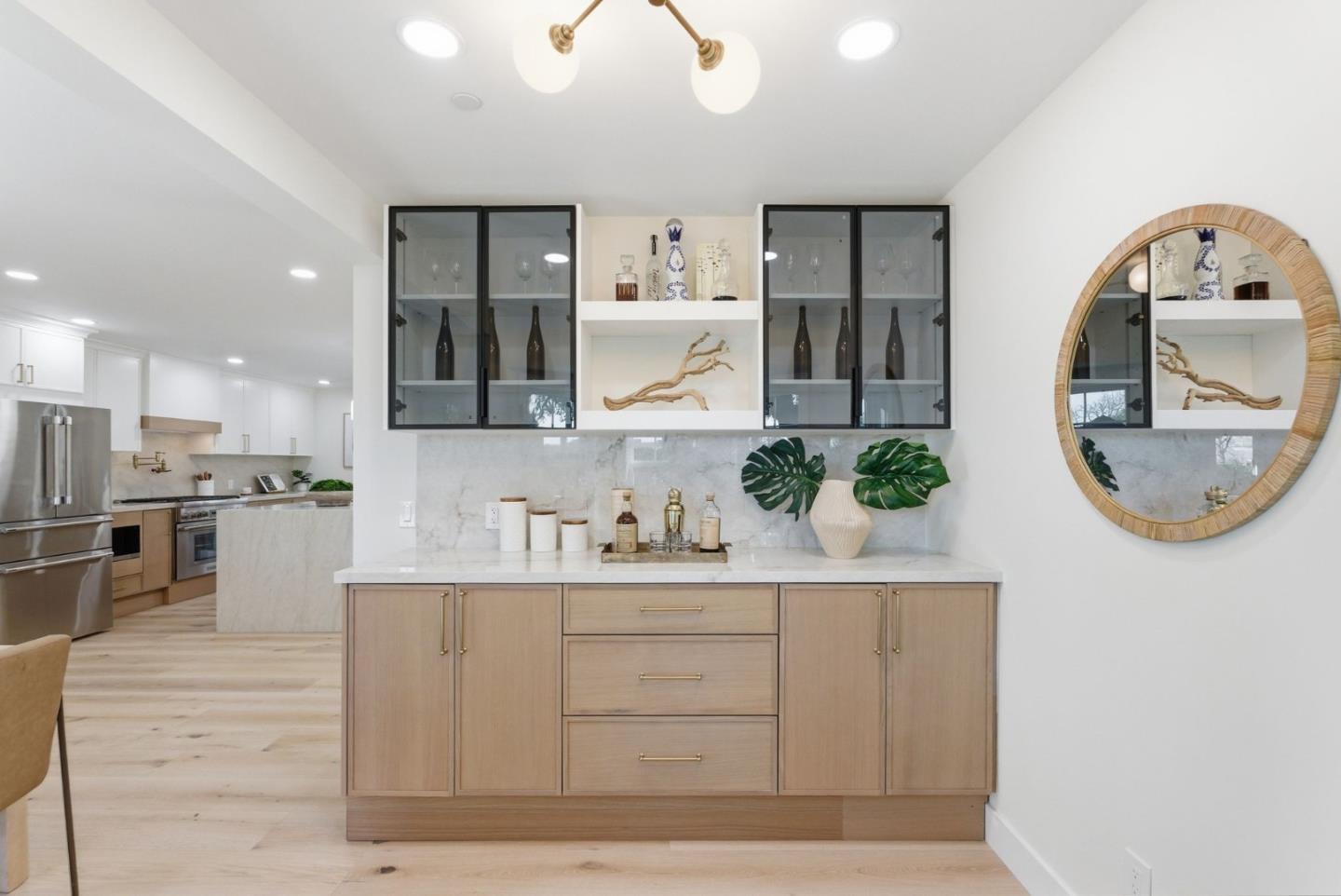 Detail Gallery Image 11 of 45 For 1516 Cortez Ave, Burlingame,  CA 94010 - 5 Beds | 4/1 Baths