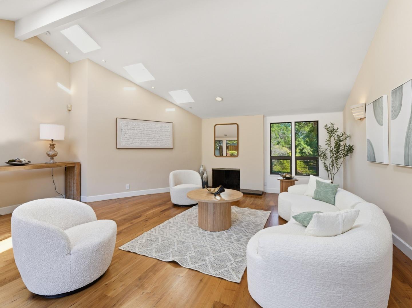 5666 Arboretum Drive, Los Altos, CA, 94024