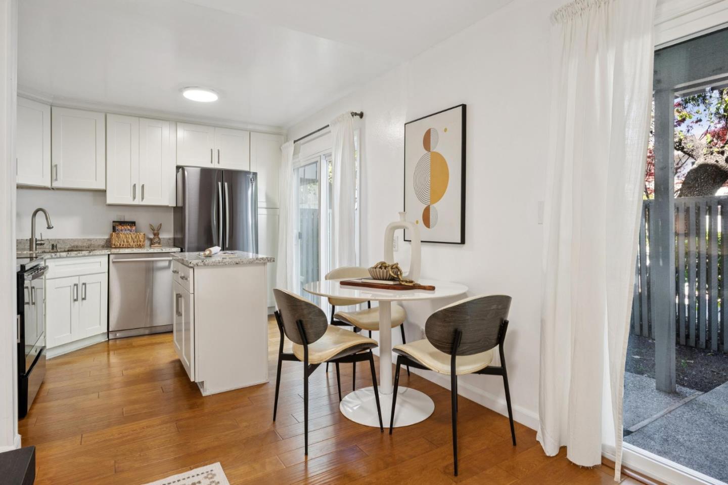 Detail Gallery Image 10 of 30 For 255 S Rengstorff Ave #161,  Mountain View,  CA 94040 - 1 Beds | 1 Baths