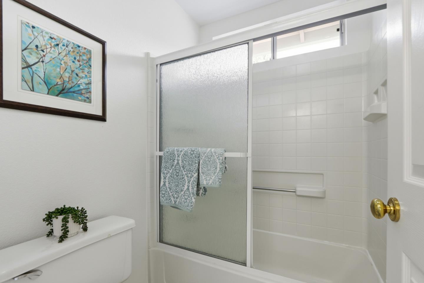 Detail Gallery Image 46 of 67 For 1007 Vardin Ter, Fremont,  CA 94536 - 3 Beds | 2/1 Baths