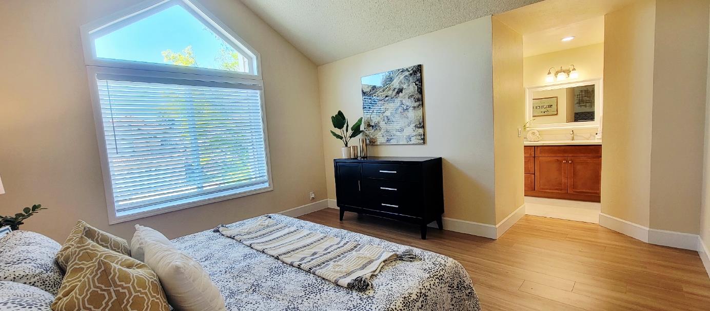 Detail Gallery Image 12 of 27 For 1146 Rosebriar Way, San Jose,  CA 95131 - 4 Beds | 2 Baths