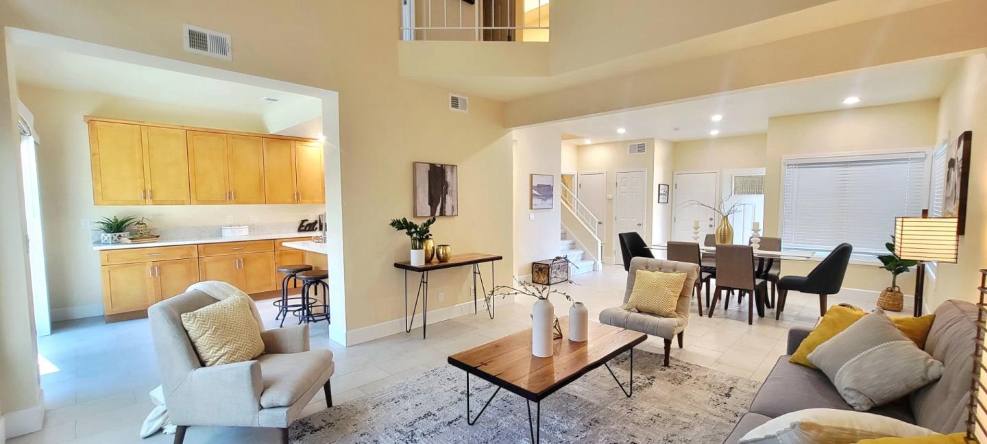 Detail Gallery Image 6 of 27 For 1146 Rosebriar Way, San Jose,  CA 95131 - 4 Beds | 2 Baths