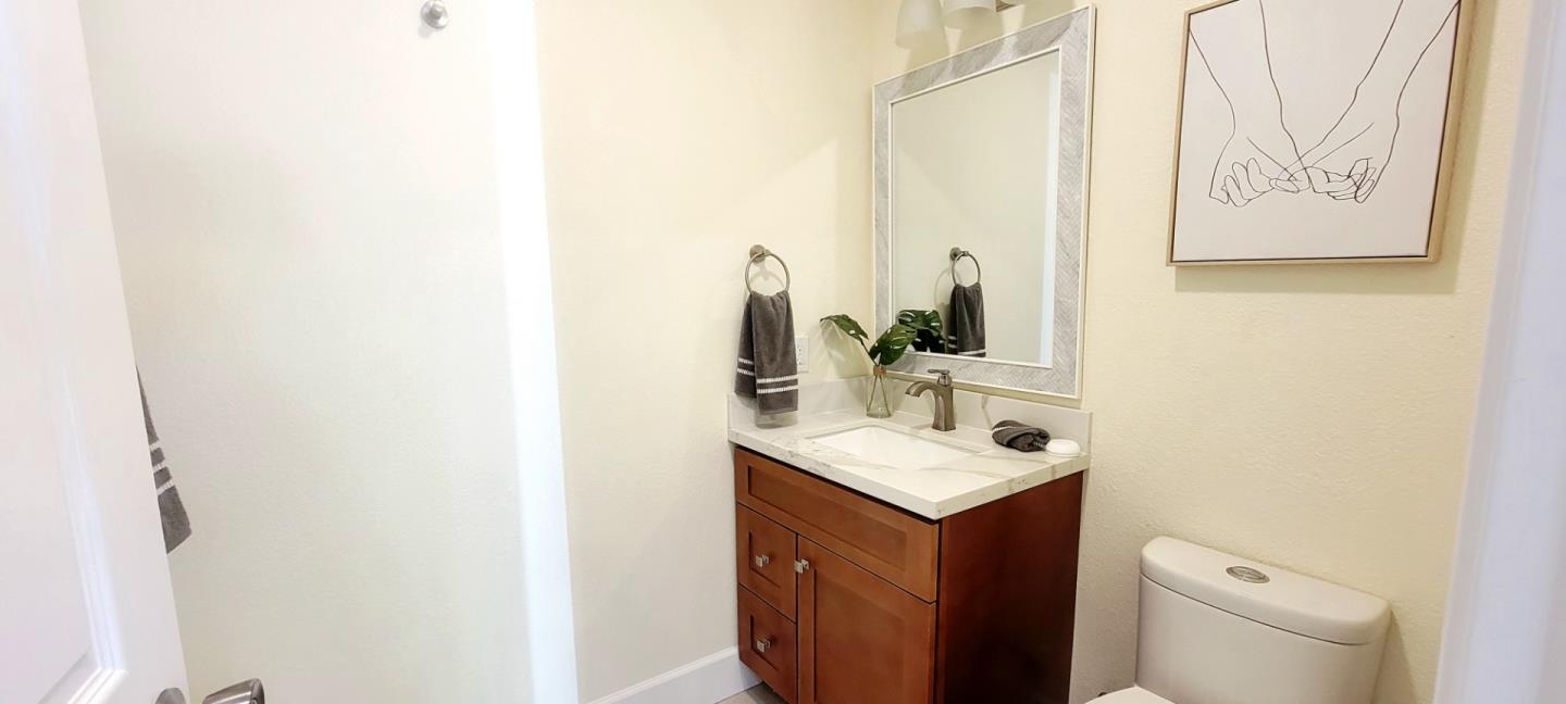 Detail Gallery Image 8 of 27 For 1146 Rosebriar Way, San Jose,  CA 95131 - 4 Beds | 2 Baths