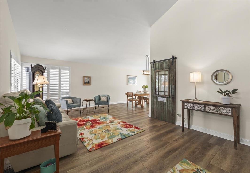 Detail Gallery Image 4 of 34 For 616 Brenda Lee Dr, San Jose,  CA 95123 - 4 Beds | 2/1 Baths