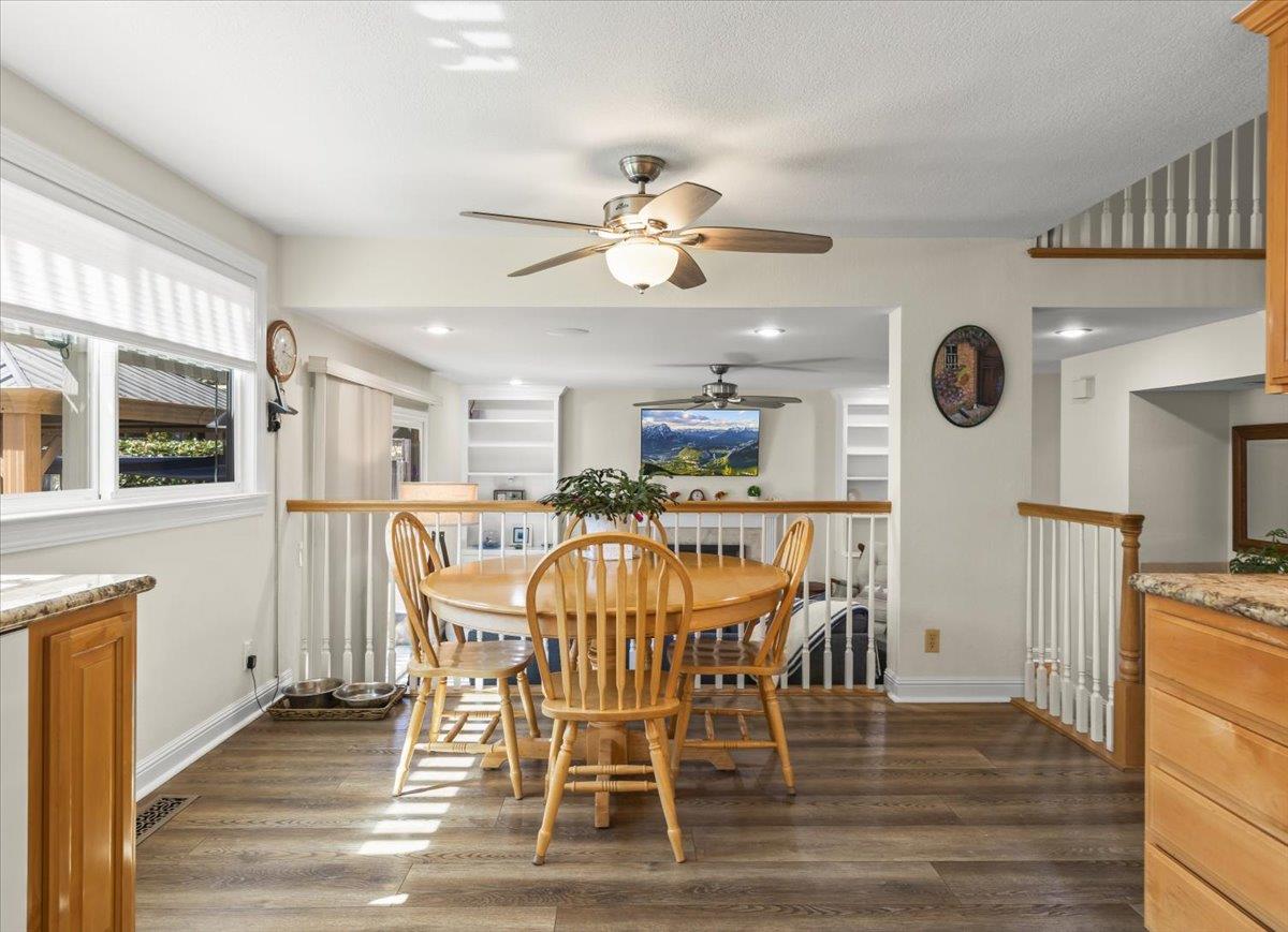 Detail Gallery Image 6 of 34 For 616 Brenda Lee Dr, San Jose,  CA 95123 - 4 Beds | 2/1 Baths