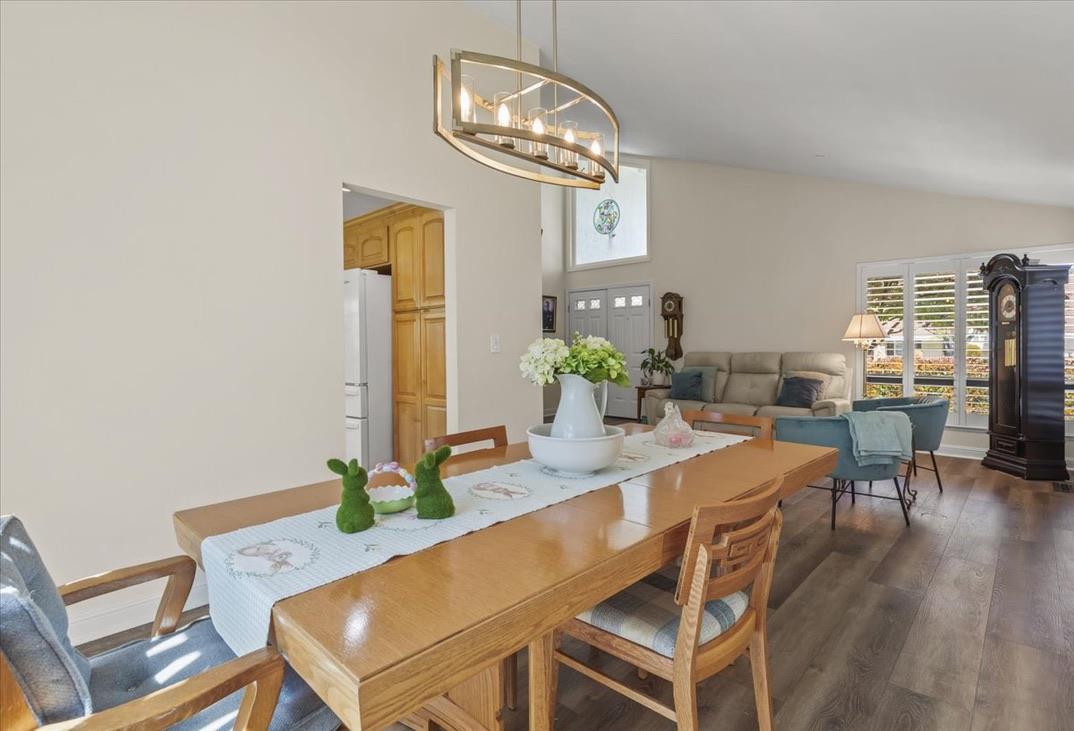 Detail Gallery Image 7 of 34 For 616 Brenda Lee Dr, San Jose,  CA 95123 - 4 Beds | 2/1 Baths