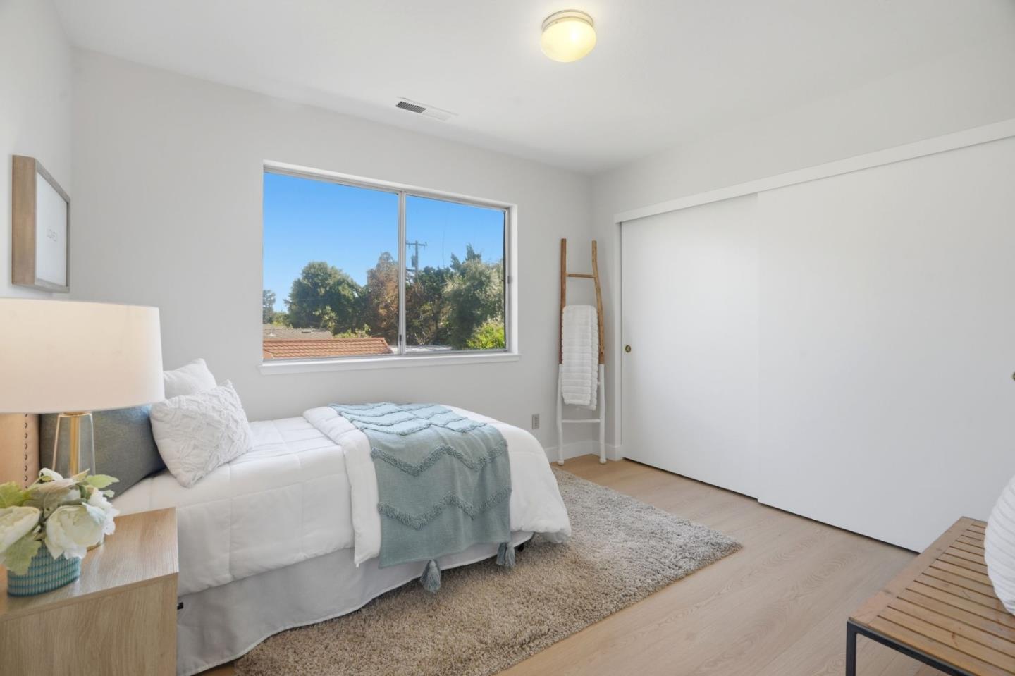 Detail Gallery Image 22 of 34 For 6128 Rainbow Dr, San Jose,  CA 95129 - 8 Beds | 3 Baths