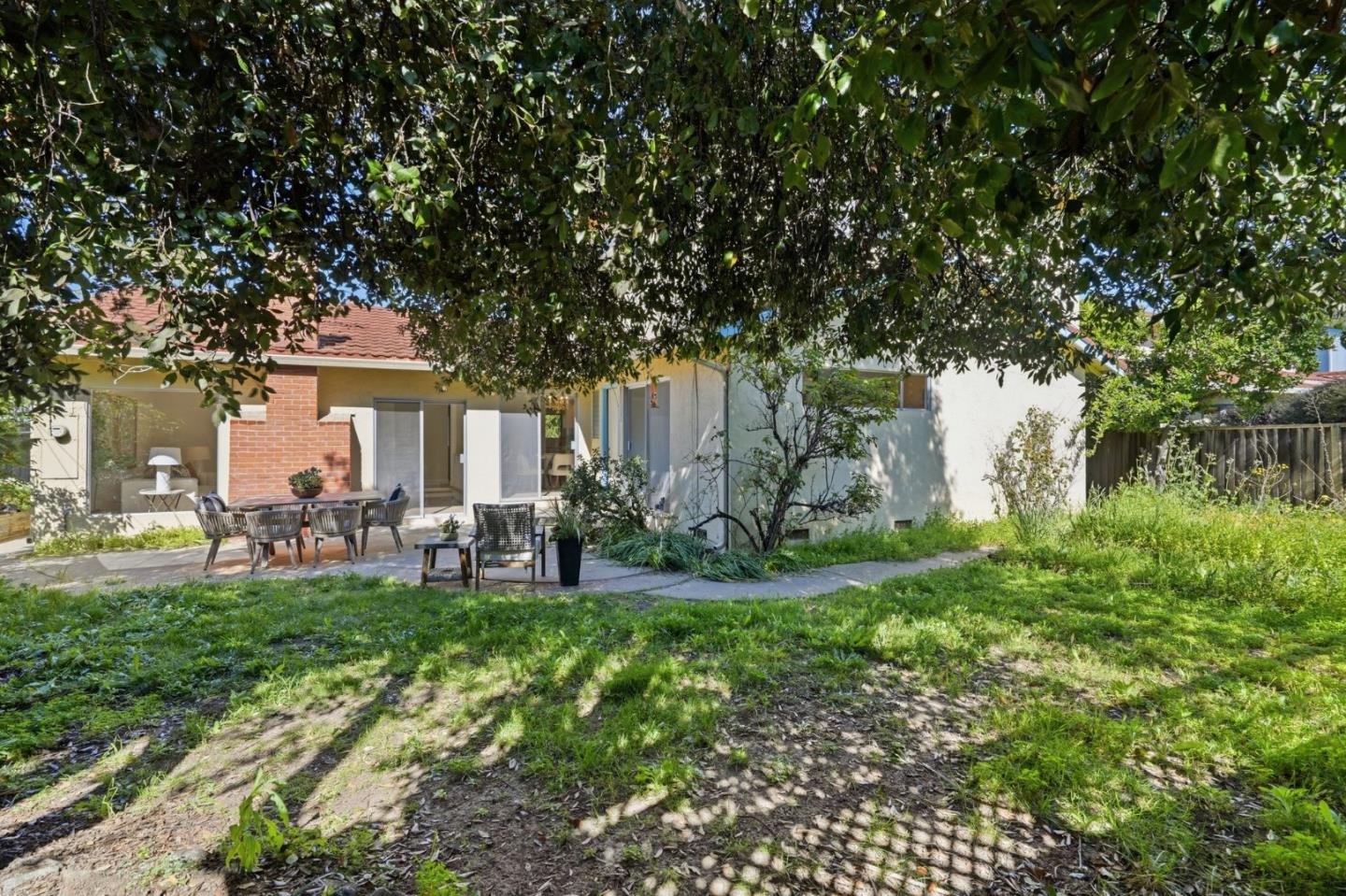 Detail Gallery Image 31 of 34 For 6128 Rainbow Dr, San Jose,  CA 95129 - 8 Beds | 3 Baths