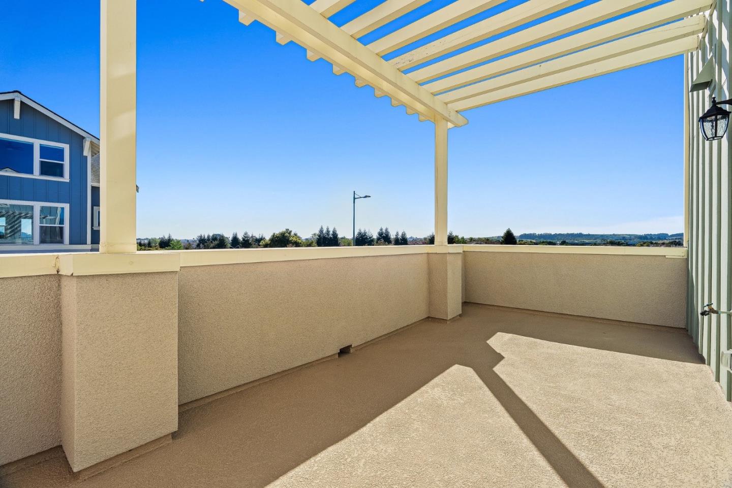 Detail Gallery Image 12 of 28 For 102 Skyline Vista Way, Watsonville,  CA 95076 - 3 Beds | 3/1 Baths