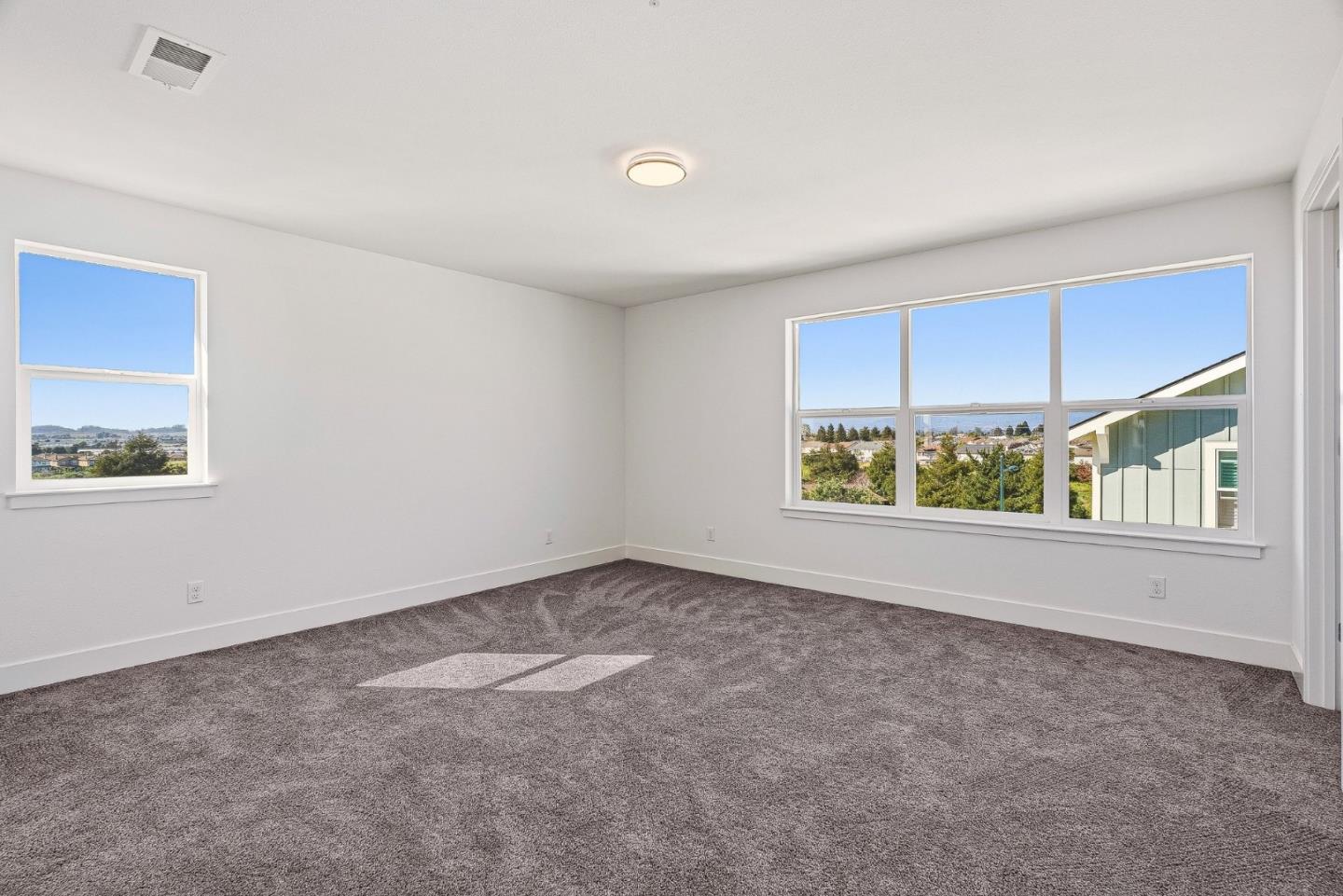 Detail Gallery Image 16 of 28 For 102 Skyline Vista Way, Watsonville,  CA 95076 - 3 Beds | 3/1 Baths