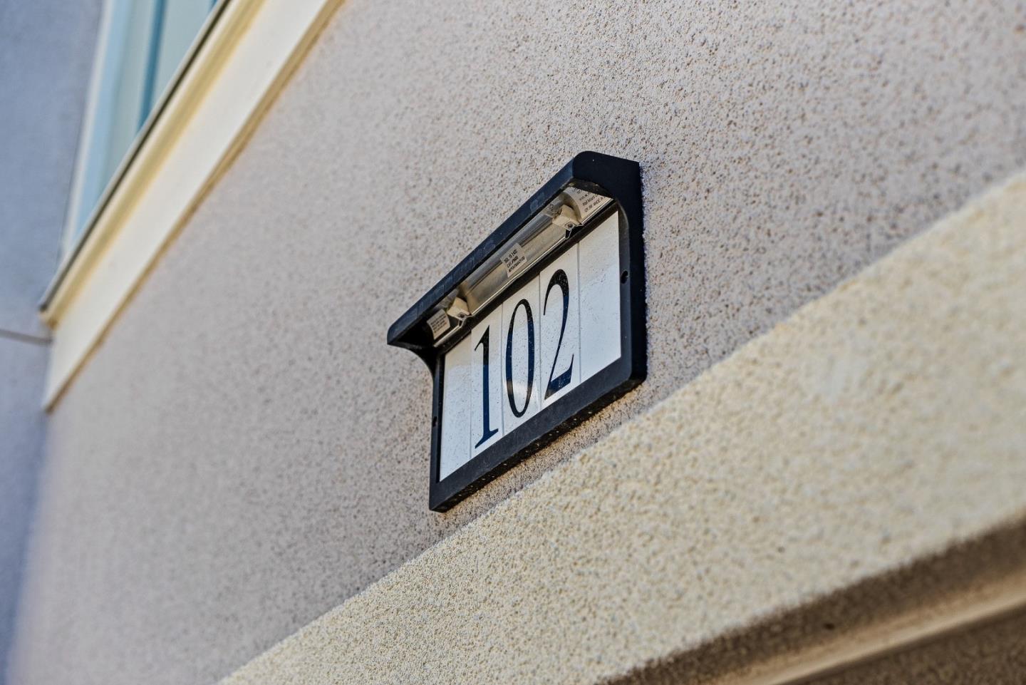 Detail Gallery Image 6 of 28 For 102 Skyline Vista Way, Watsonville,  CA 95076 - 3 Beds | 3/1 Baths