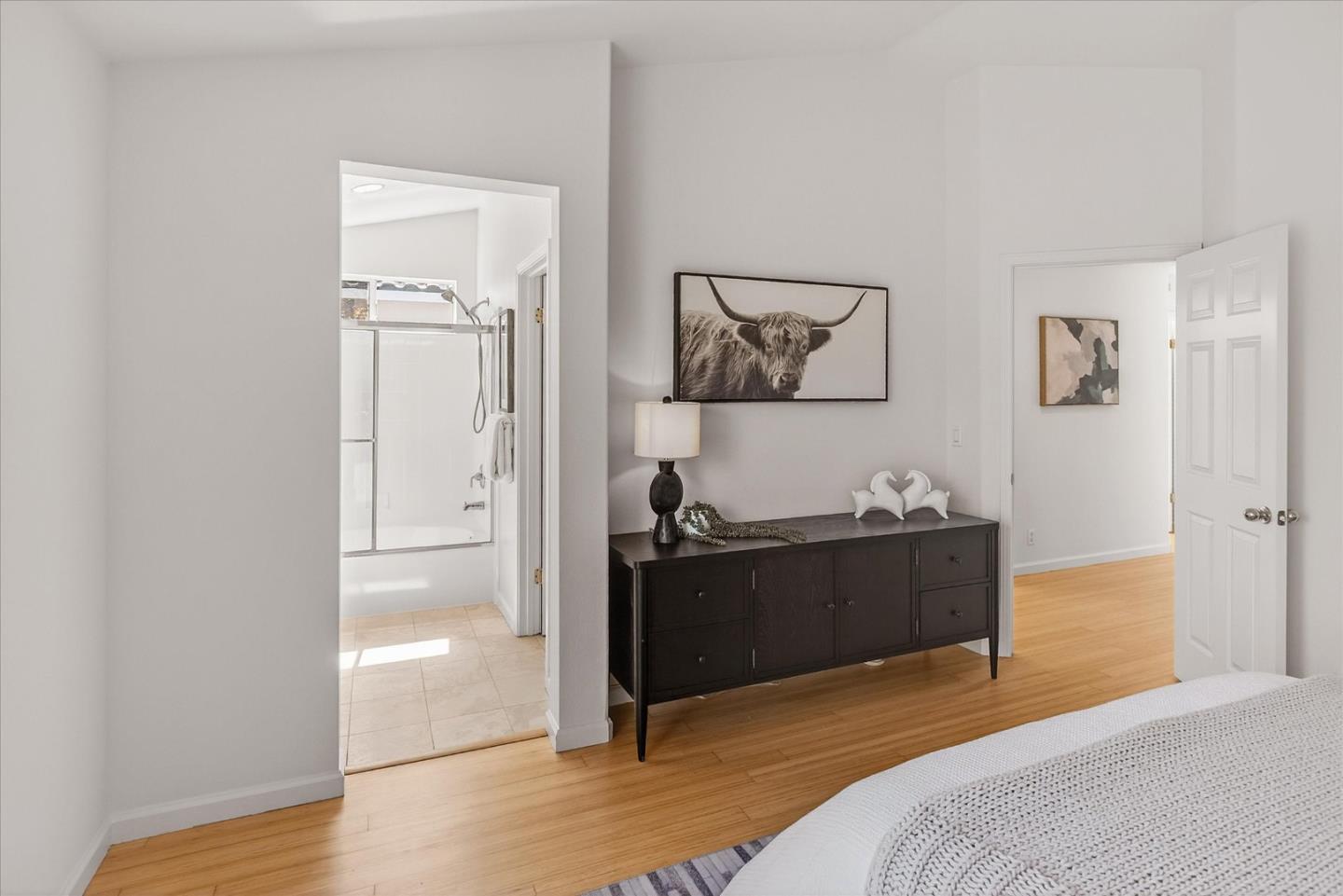 Detail Gallery Image 14 of 22 For 205 Houghton St, Mountain View,  CA 94041 - 3 Beds | 2/1 Baths