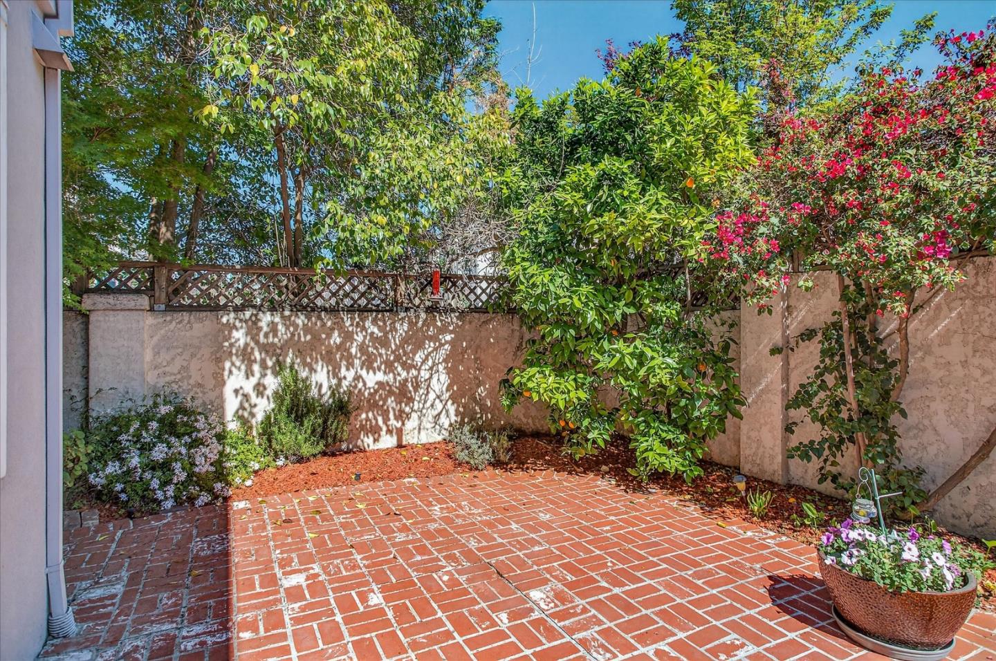 Detail Gallery Image 22 of 22 For 205 Houghton St, Mountain View,  CA 94041 - 3 Beds | 2/1 Baths