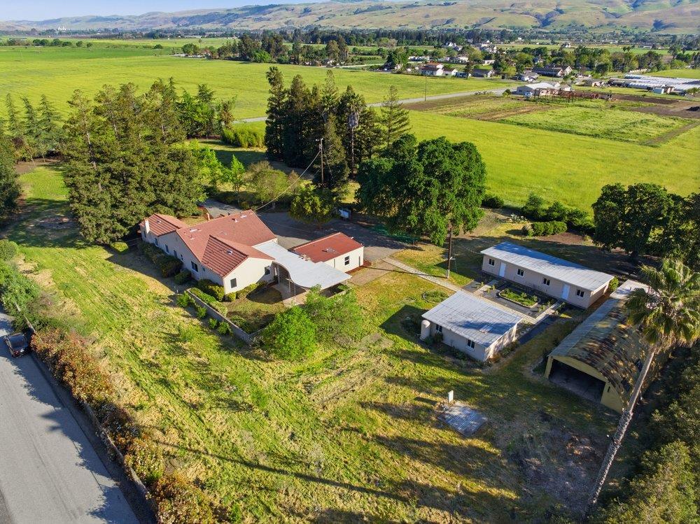 Detail Gallery Image 42 of 47 For 390 Kalana Ave, Morgan Hill,  CA 95037 - 3 Beds | 2 Baths