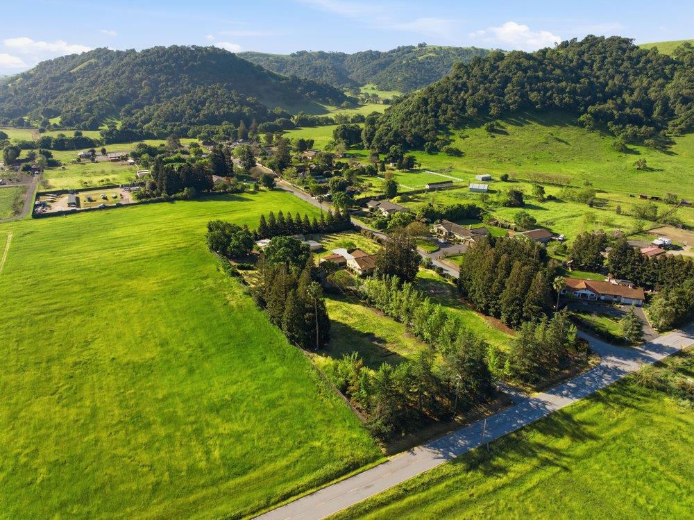 Detail Gallery Image 46 of 47 For 390 Kalana Ave, Morgan Hill,  CA 95037 - 3 Beds | 2 Baths