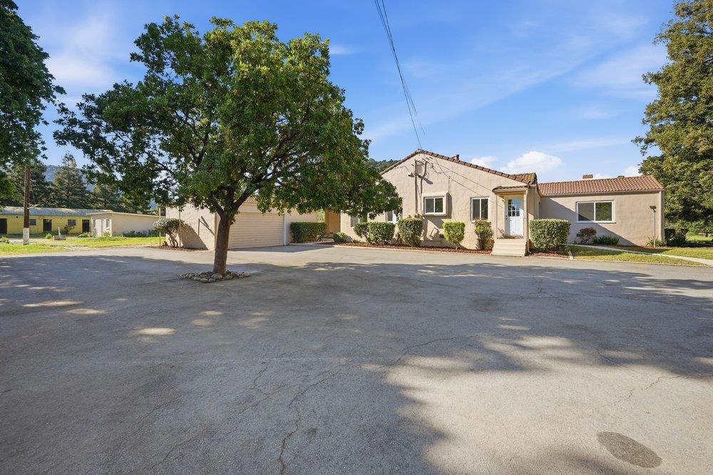 Detail Gallery Image 5 of 47 For 390 Kalana Ave, Morgan Hill,  CA 95037 - 3 Beds | 2 Baths