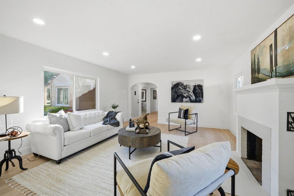 Detail Gallery Image 9 of 47 For 390 Kalana Ave, Morgan Hill,  CA 95037 - 3 Beds | 2 Baths