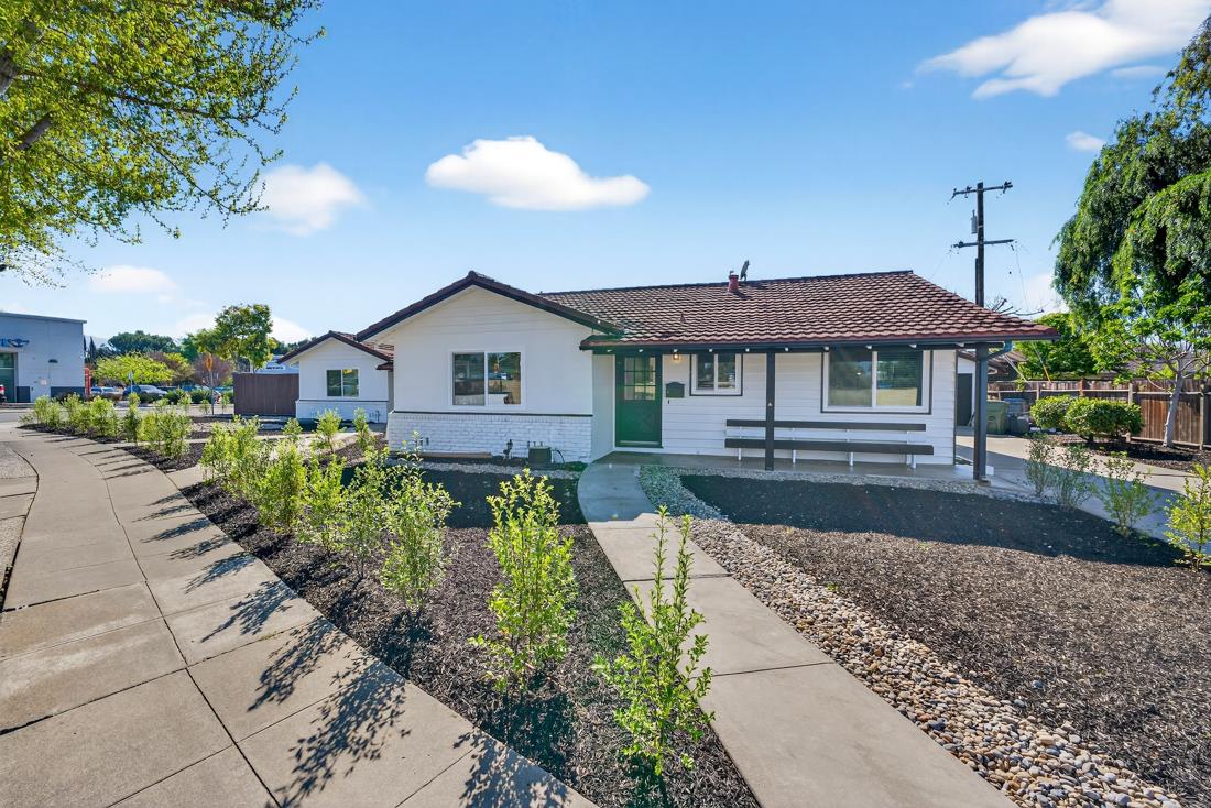 Detail Gallery Image 3 of 60 For 2991- 2987 Almaden Rd, San Jose,  CA 95125 - – Beds | – Baths