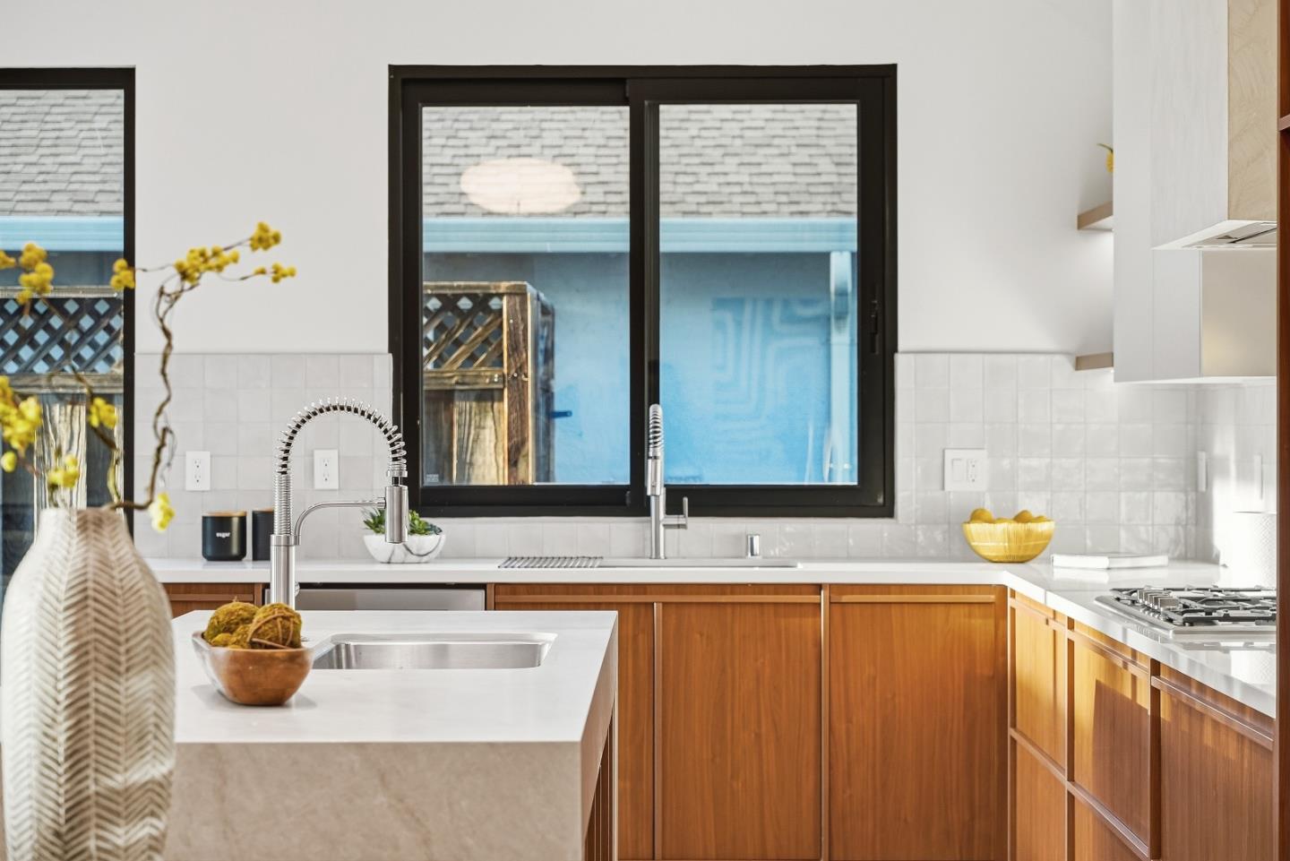 Detail Gallery Image 15 of 79 For 3295 Kathleen St, San Jose,  CA 95124 - 4 Beds | 4 Baths