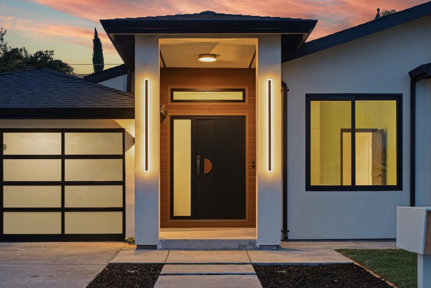 Detail Gallery Image 2 of 79 For 3295 Kathleen St, San Jose,  CA 95124 - 4 Beds | 4 Baths