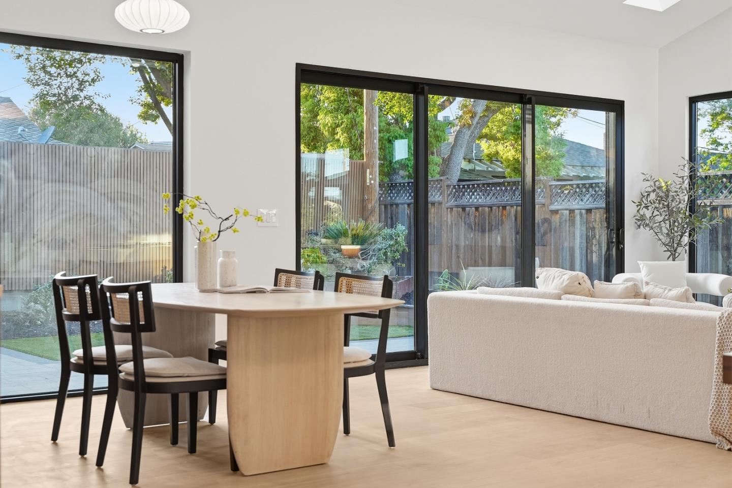 Detail Gallery Image 20 of 79 For 3295 Kathleen St, San Jose,  CA 95124 - 4 Beds | 4 Baths