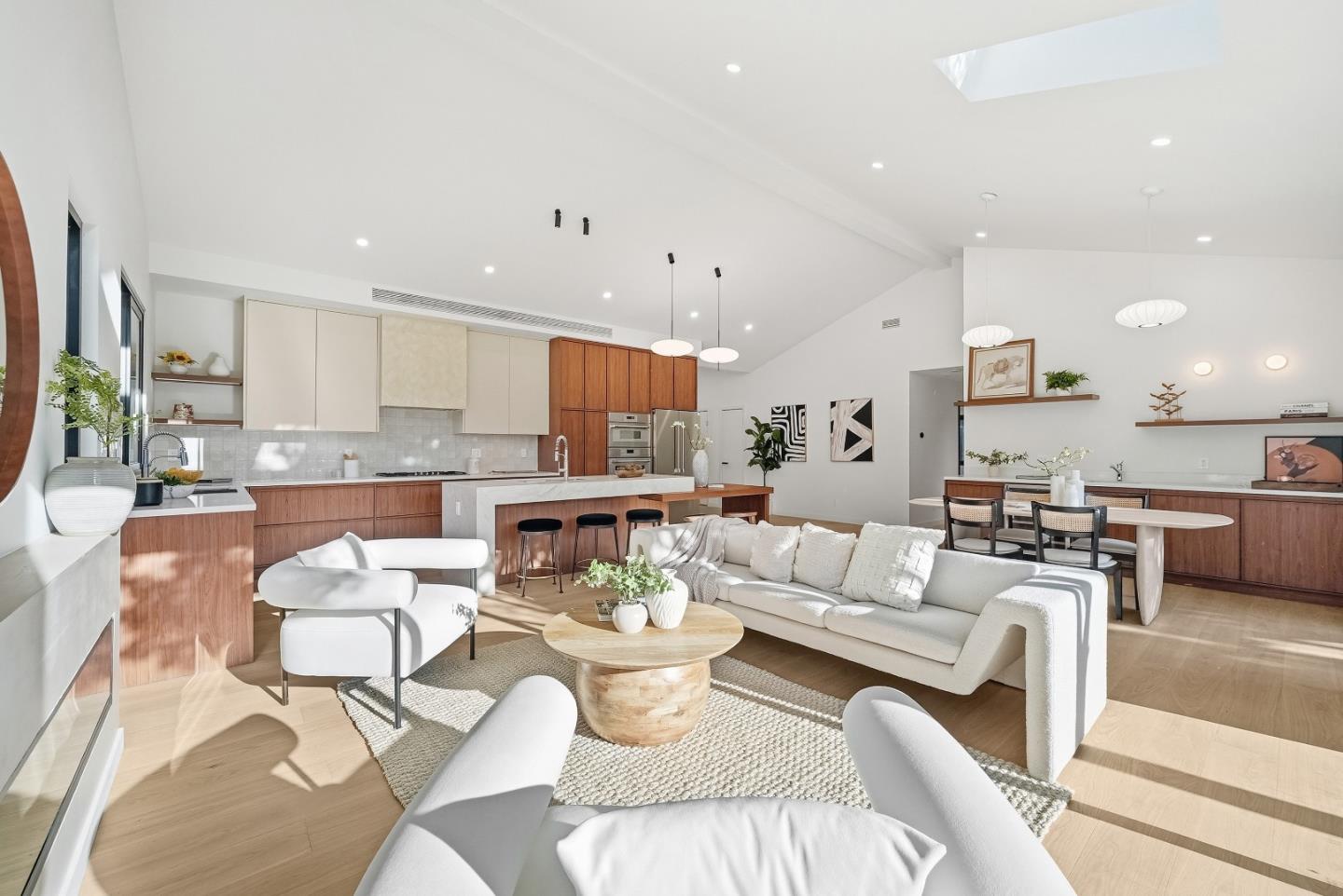 Detail Gallery Image 28 of 79 For 3295 Kathleen St, San Jose,  CA 95124 - 4 Beds | 4 Baths