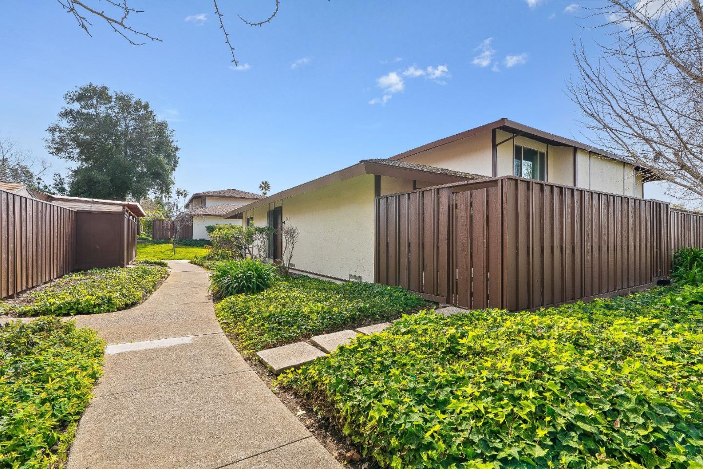 Detail Gallery Image 20 of 28 For 203 Corte San Pablo, Fremont,  CA 94539 - 2 Beds | 2 Baths