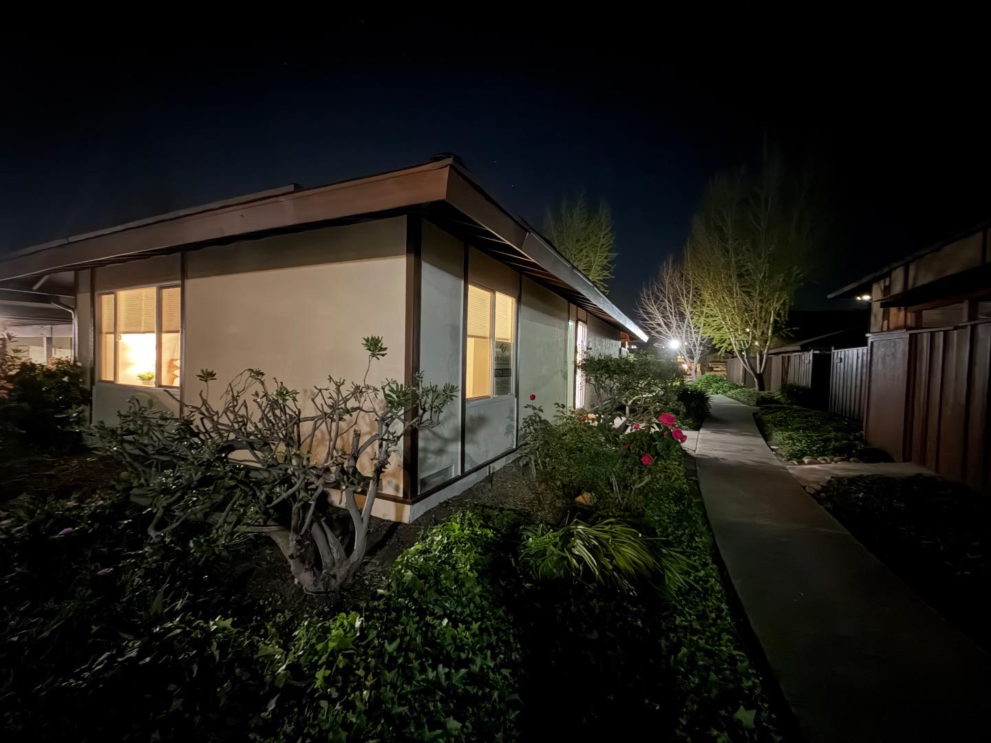 Detail Gallery Image 22 of 28 For 203 Corte San Pablo, Fremont,  CA 94539 - 2 Beds | 2 Baths