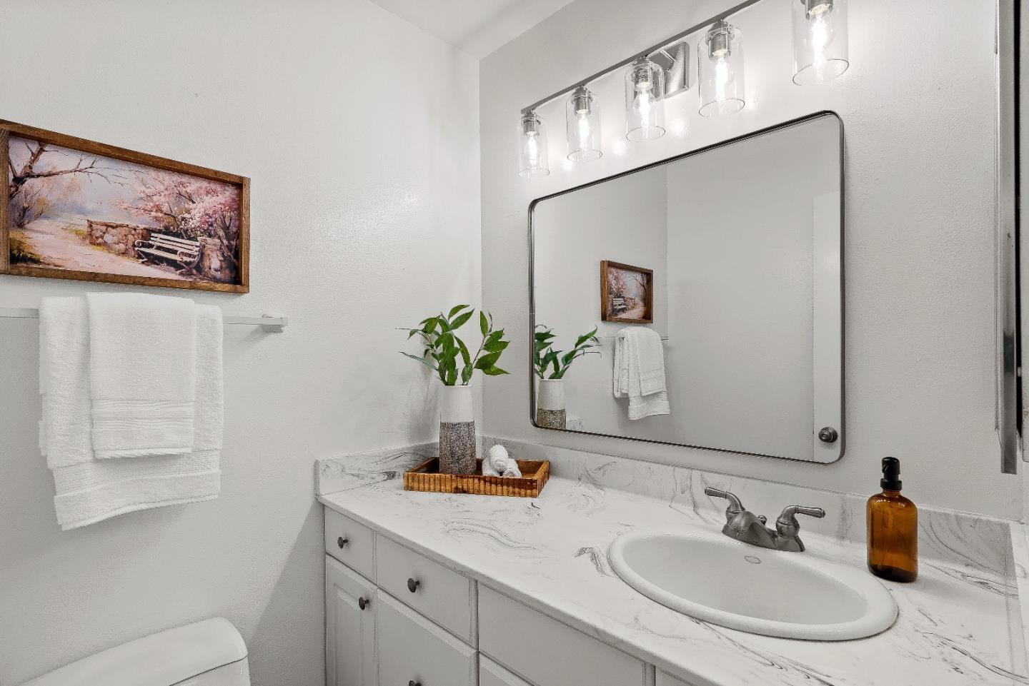 Detail Gallery Image 4 of 28 For 203 Corte San Pablo, Fremont,  CA 94539 - 2 Beds | 2 Baths