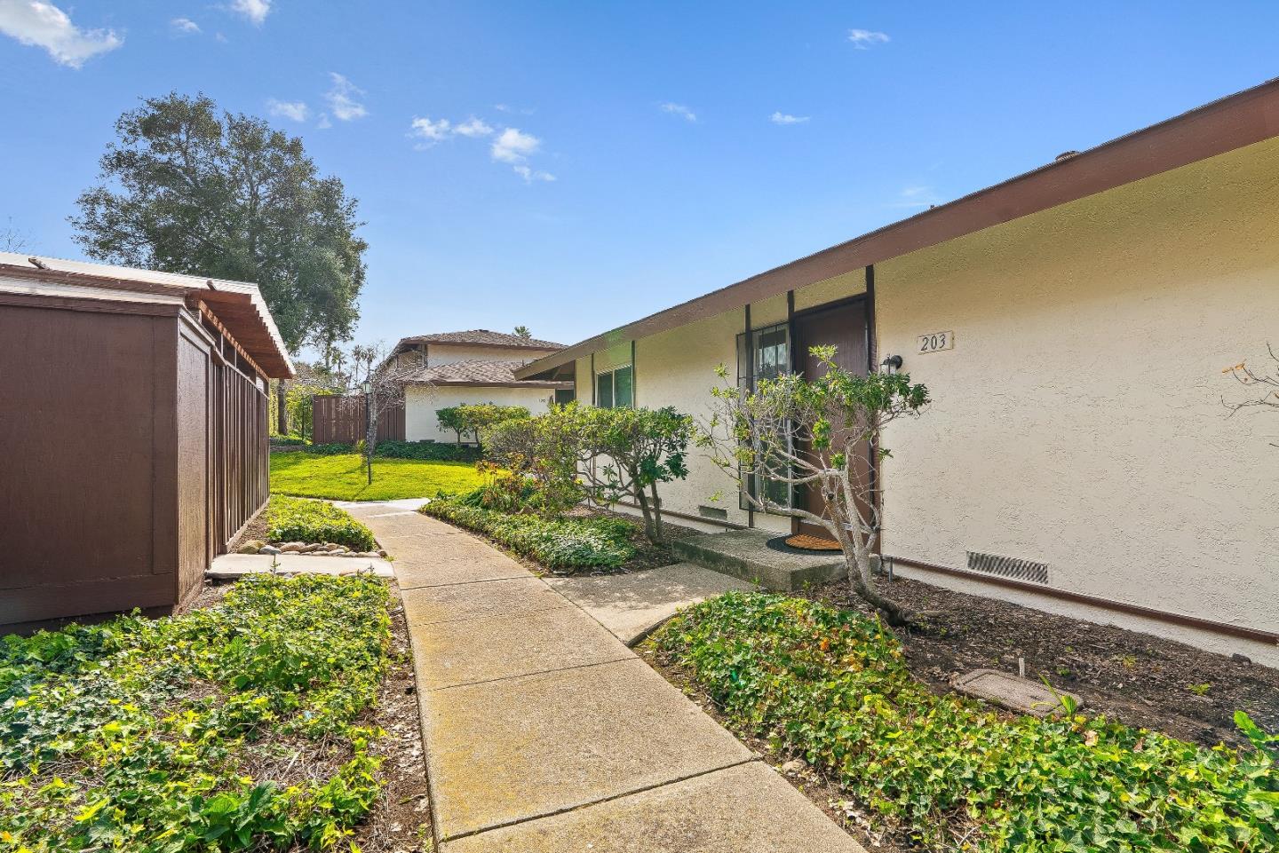 Detail Gallery Image 6 of 28 For 203 Corte San Pablo, Fremont,  CA 94539 - 2 Beds | 2 Baths