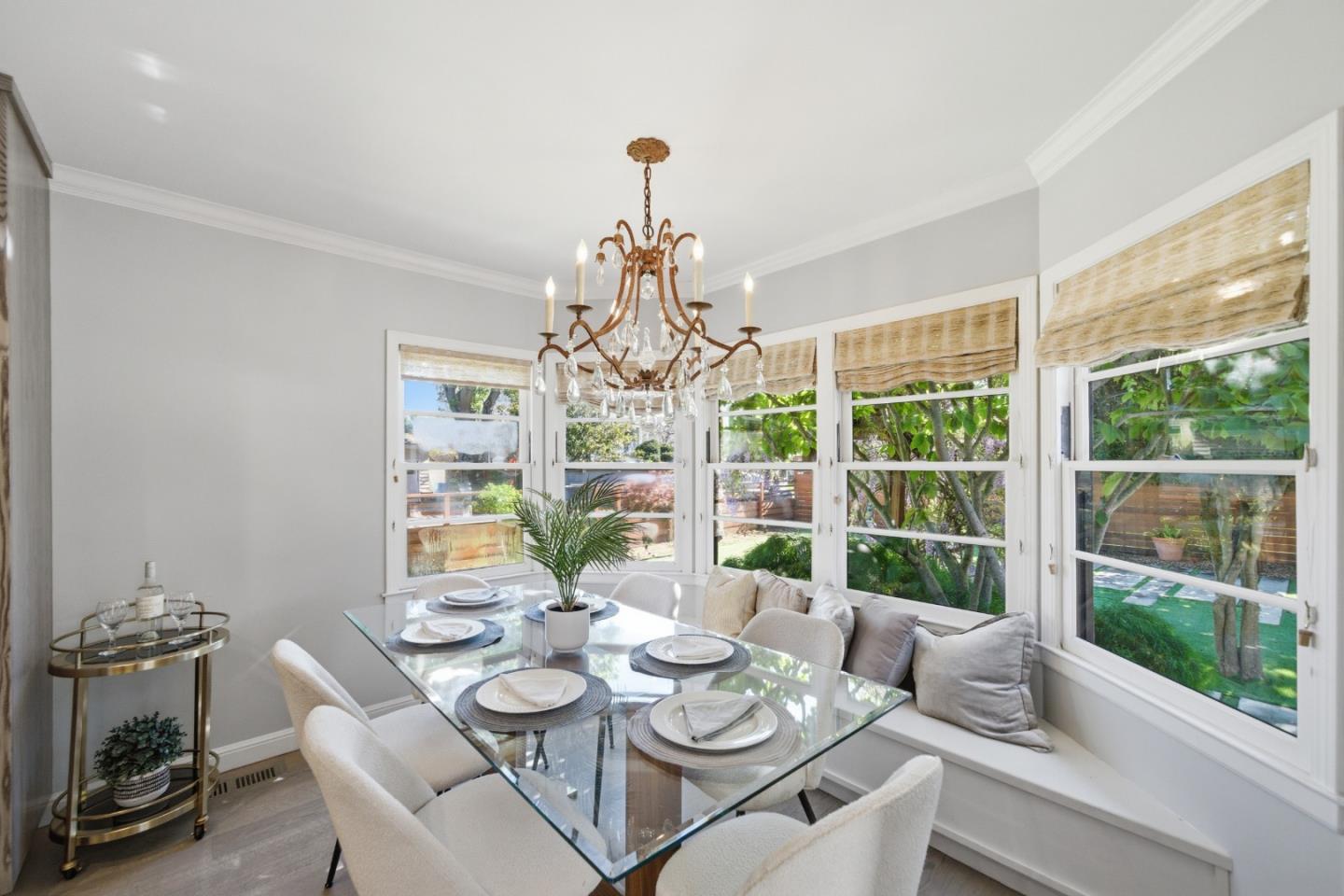 Detail Gallery Image 13 of 50 For 30 Mission Dr, San Mateo,  CA 94402 - 2 Beds | 1/1 Baths