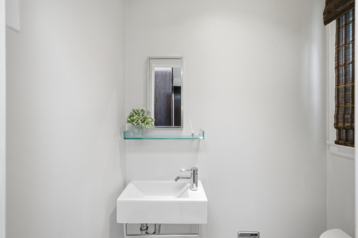 Detail Gallery Image 21 of 50 For 30 Mission Dr, San Mateo,  CA 94402 - 2 Beds | 1/1 Baths