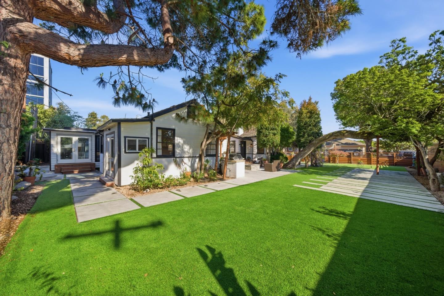 Detail Gallery Image 45 of 50 For 30 Mission Dr, San Mateo,  CA 94402 - 2 Beds | 1/1 Baths