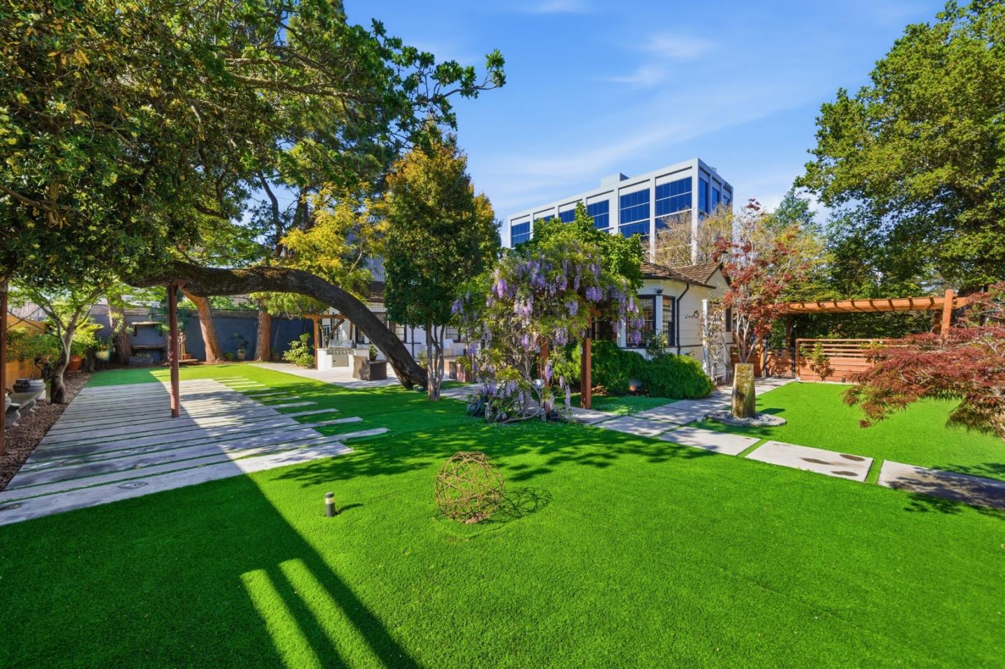 Detail Gallery Image 47 of 50 For 30 Mission Dr, San Mateo,  CA 94402 - 2 Beds | 1/1 Baths