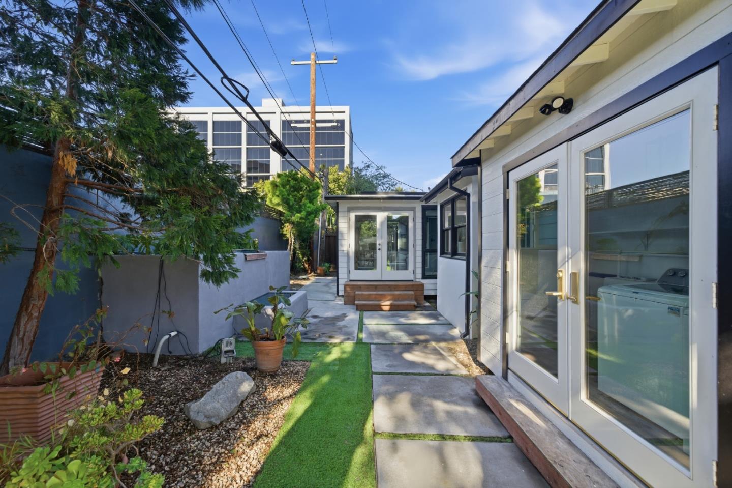 Detail Gallery Image 50 of 50 For 30 Mission Dr, San Mateo,  CA 94402 - 2 Beds | 1/1 Baths