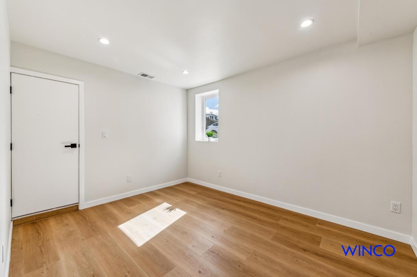 Detail Gallery Image 18 of 56 For 372 Avalon Dr, South San Francisco,  CA 94080 - 2 Beds | 1 Baths